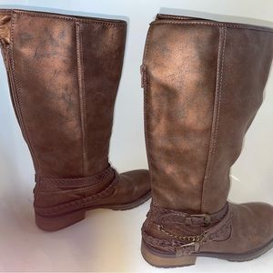 Brown leather boots w/ zipper & rope around ankle